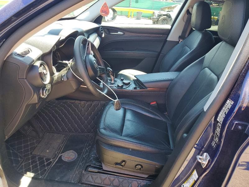 2018 ALFA ROMEO STELVIO 7