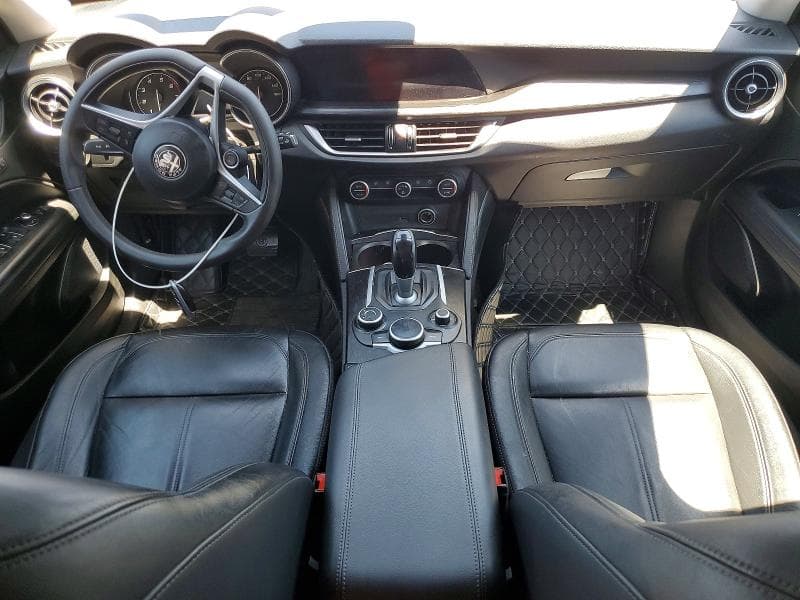 2018 ALFA ROMEO STELVIO 8