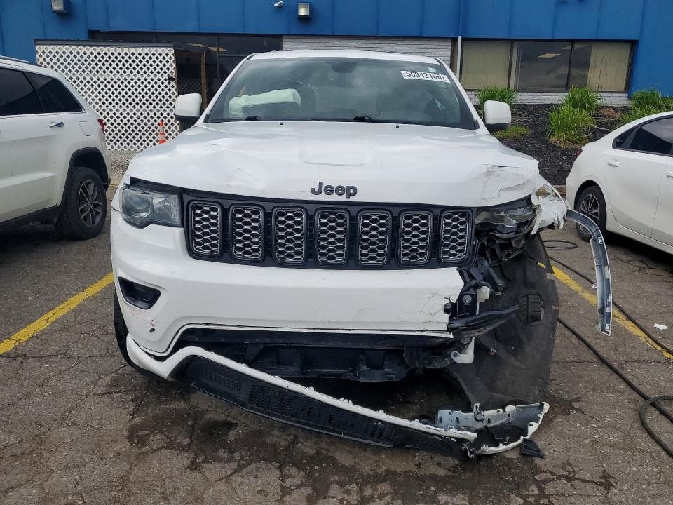2020 JEEP GRAND CHEROKEE LAREDO LAREDO 5