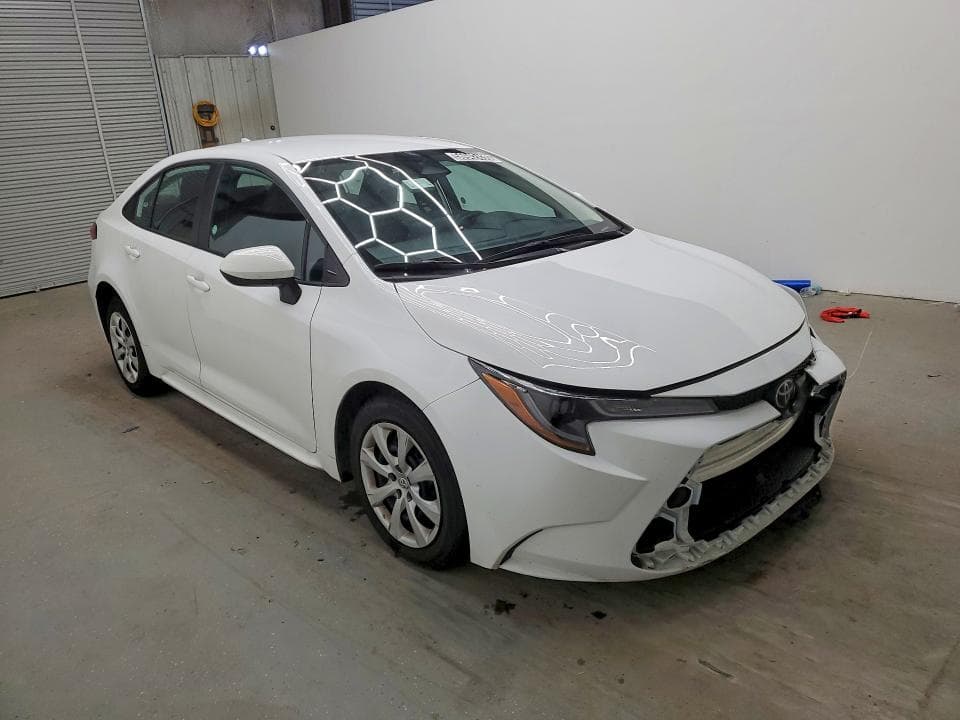 2025 TOYOTA COROLLA LE 4