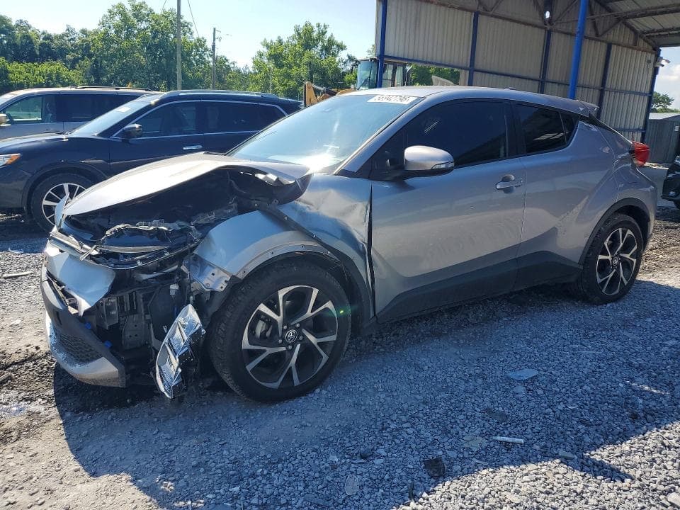 2020 TOYOTA C-HR XLE - 1