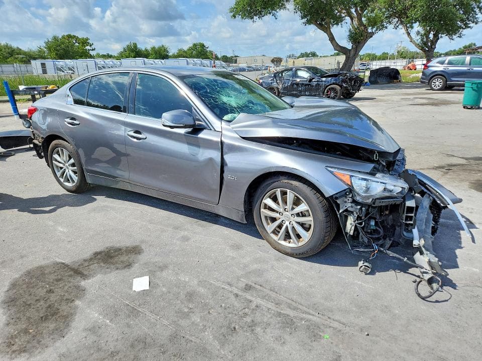 2017 INFINITI Q50 3.0T PREMIUM 4