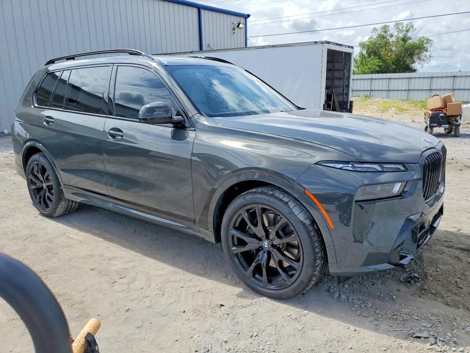 2026 BMW X7 XDRIVE40I 4
