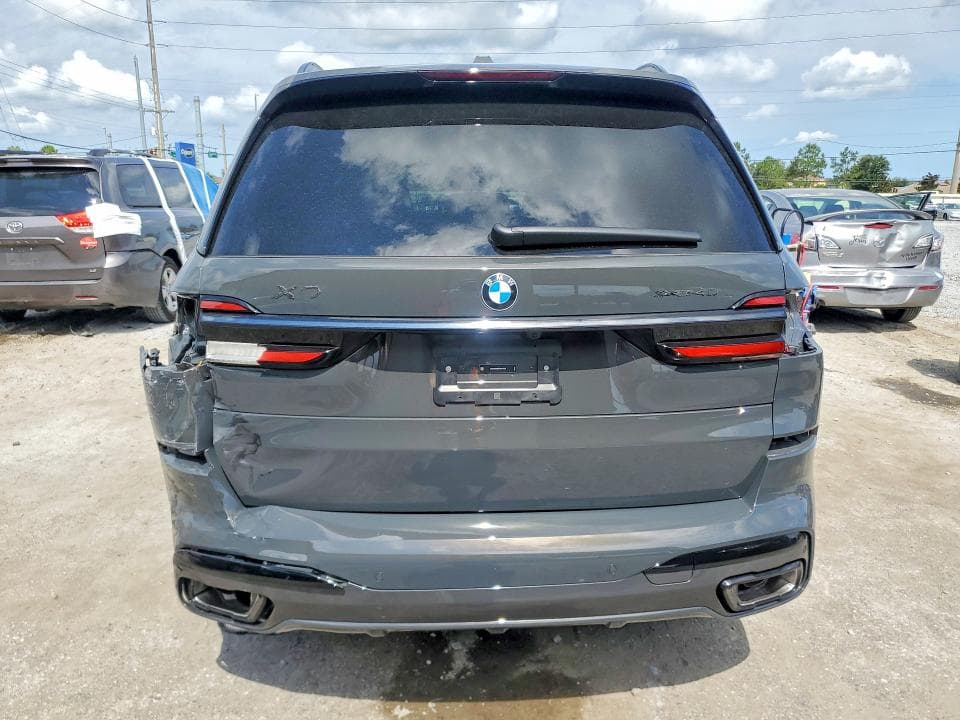 2026 BMW X7 XDRIVE40I 6