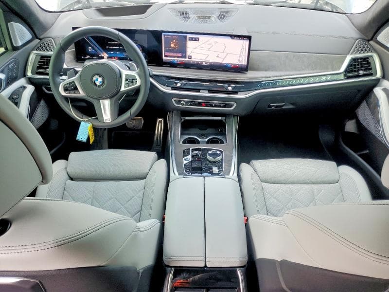 2026 BMW X7 XDRIVE40I 8