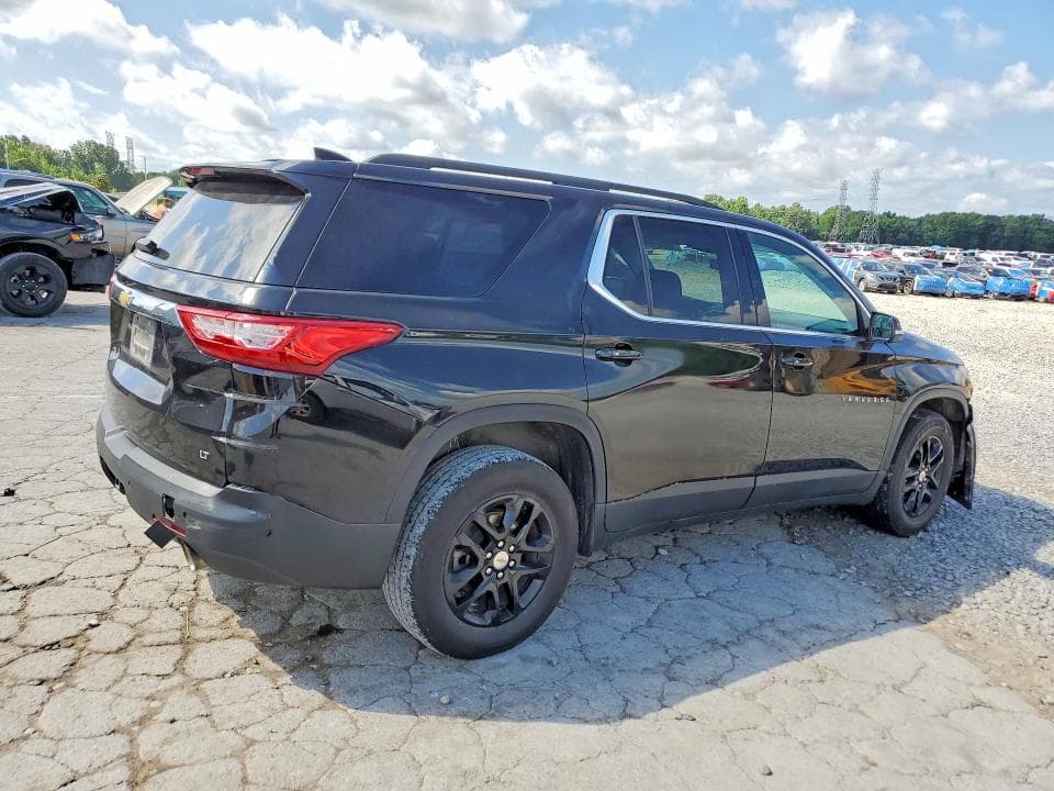 2021 CHEVROLET TRAVERSE LT 3