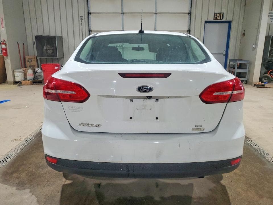 2017 FORD FOCUS SE SE 6