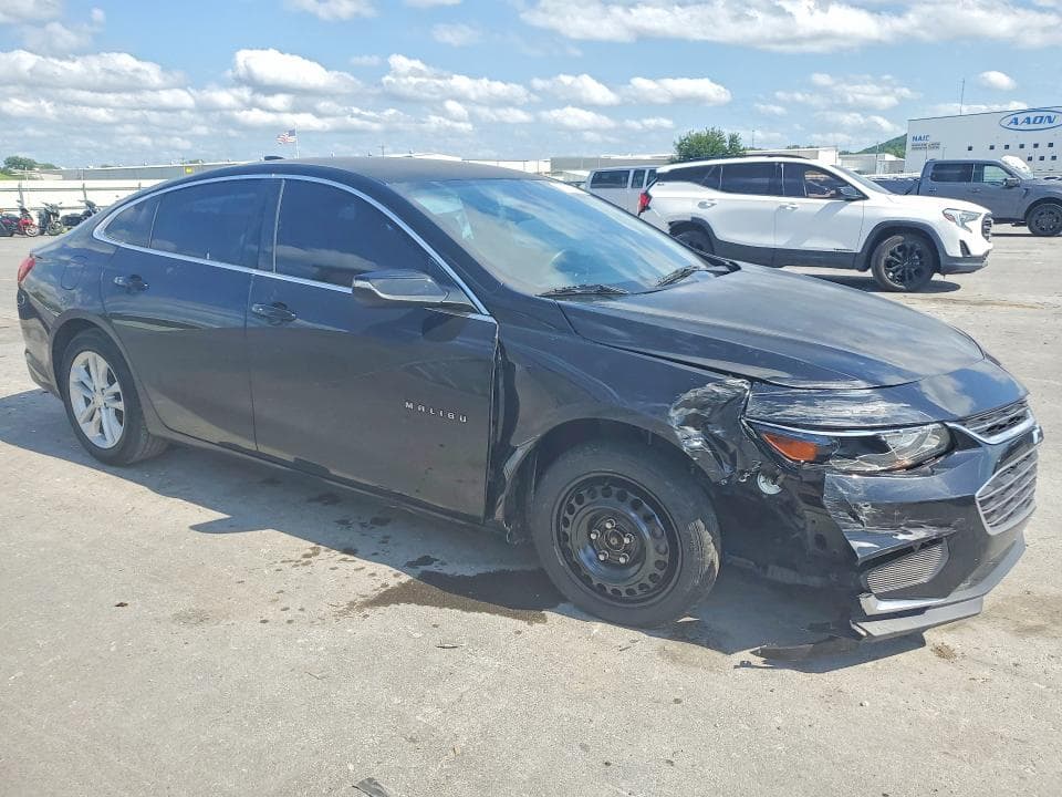2017 CHEVROLET MALIBU LT 4