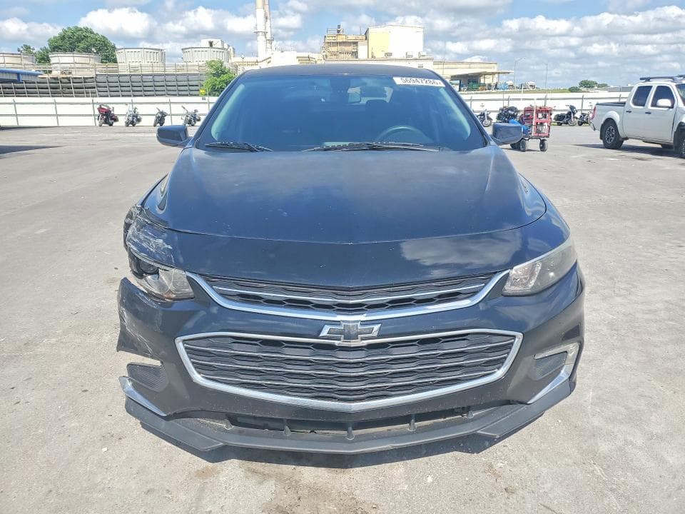 2017 CHEVROLET MALIBU LT 5