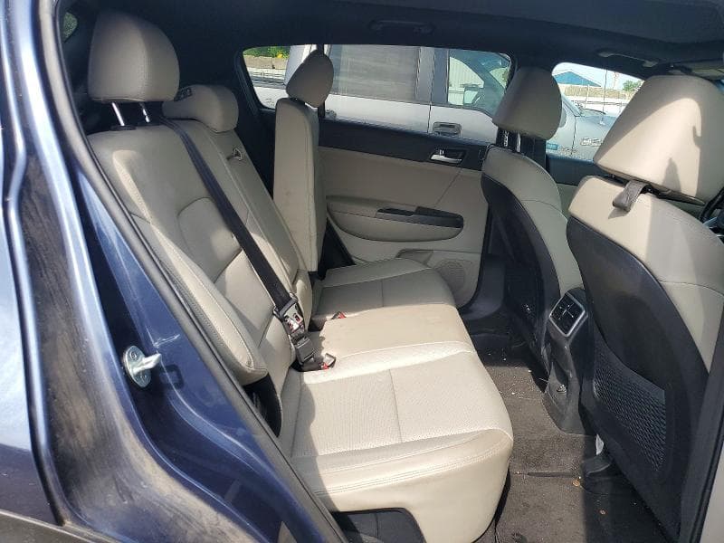 2022 KIA SPORTAGE S 11