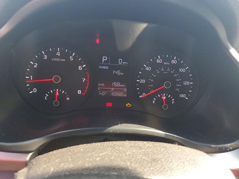 2019 KIA RIO S 9