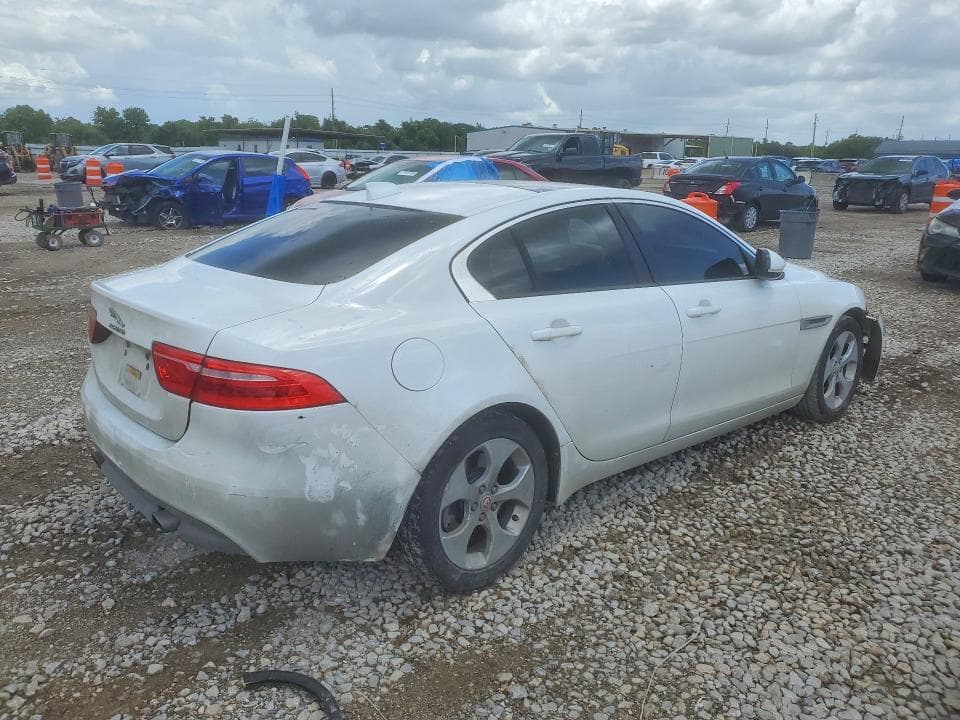 2017 JAGUAR XE 3