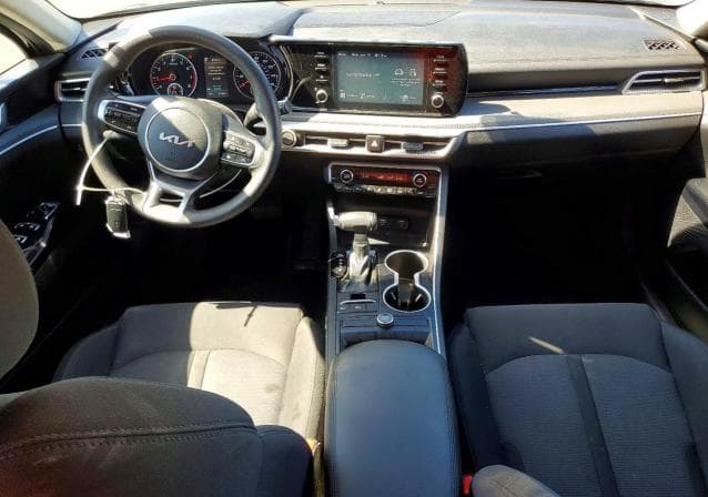 2022 KIA K5 LXS LXS 8