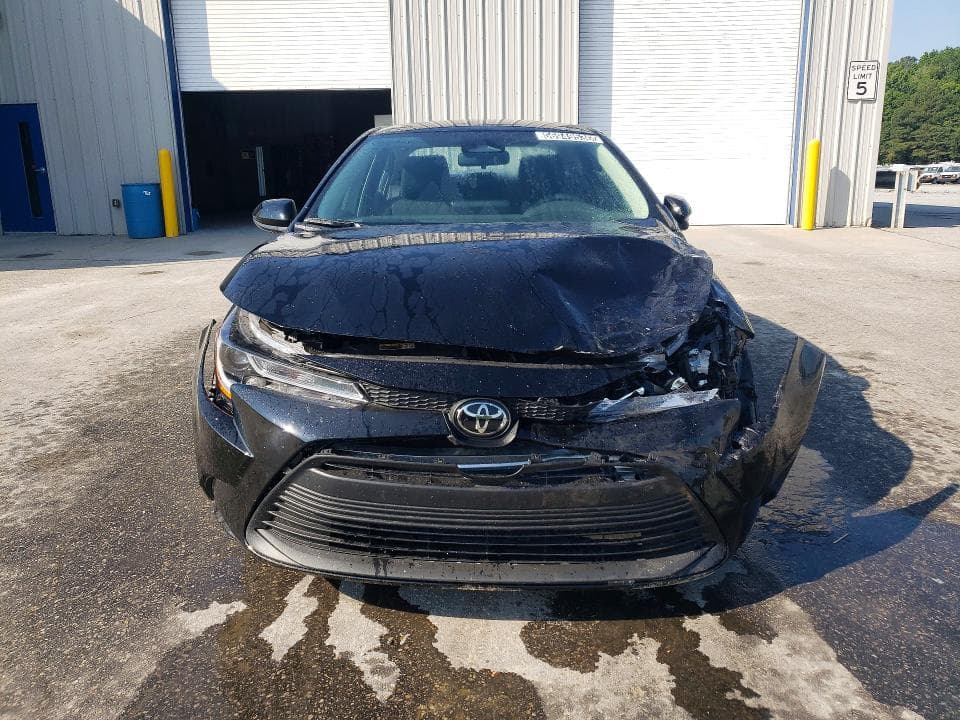 2026 TOYOTA COROLLA LE 5