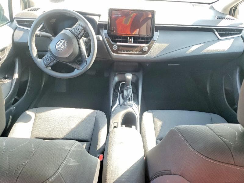 2026 TOYOTA COROLLA LE 8