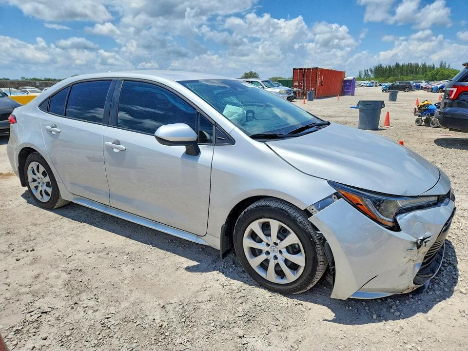 2026 TOYOTA COROLLA LE LE 4