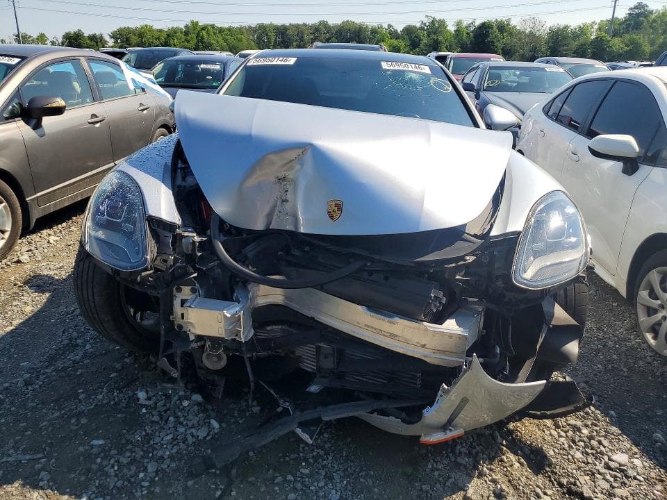 2018 PORSCHE PANAMERA 4 5