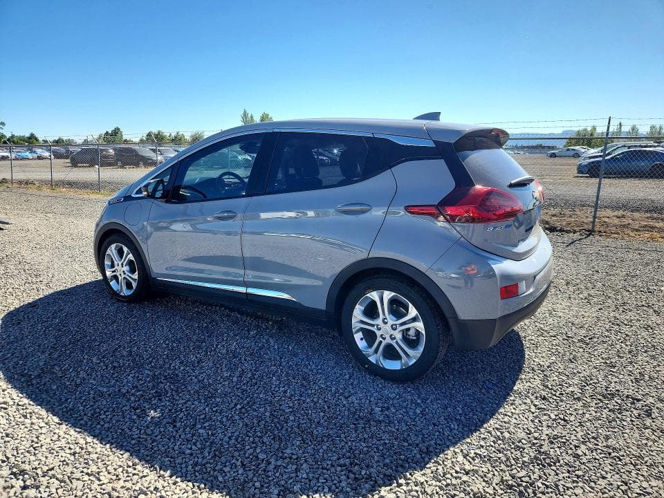 2021 CHEVROLET BOLT EV LT 2