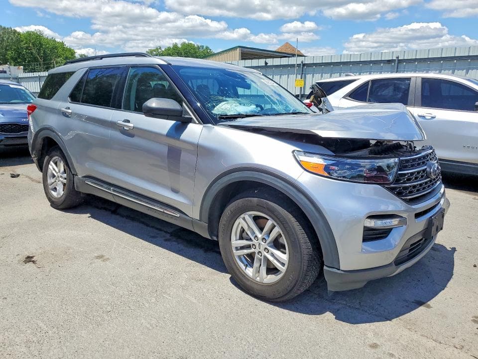 2023 FORD EXPLORER XLT 4