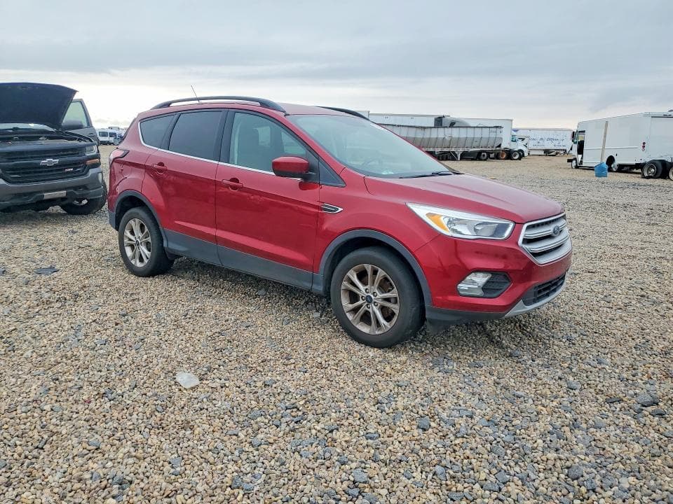 2018 FORD ESCAPE SE 4