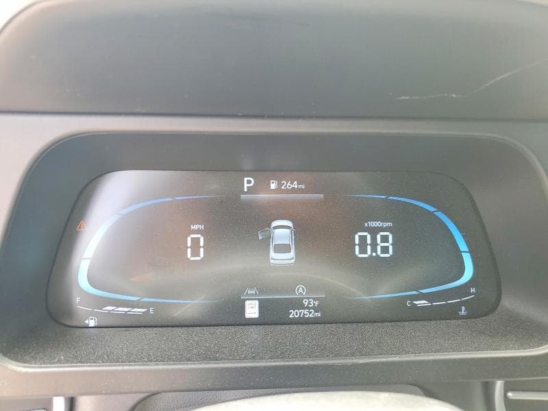2025 HYUNDAI ELANTRA SE 9