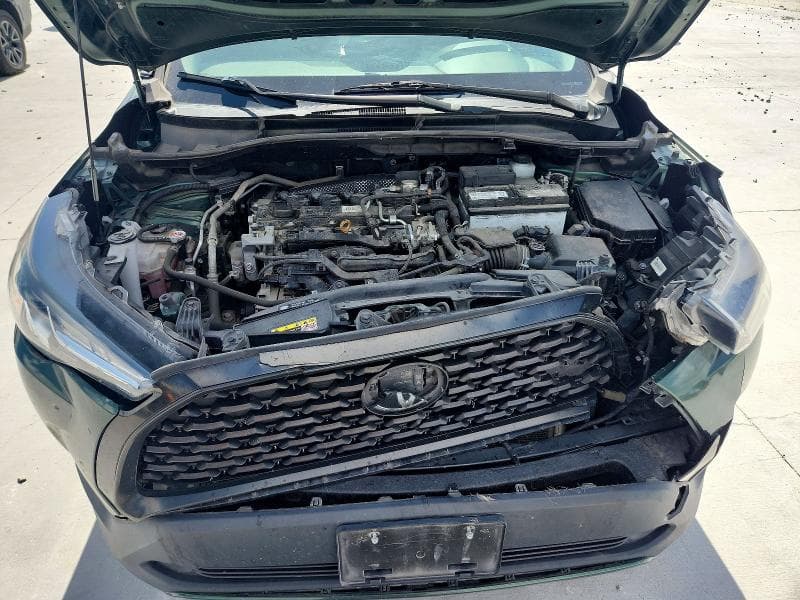 2023 TOYOTA COROLLA CROSS LE LE 12