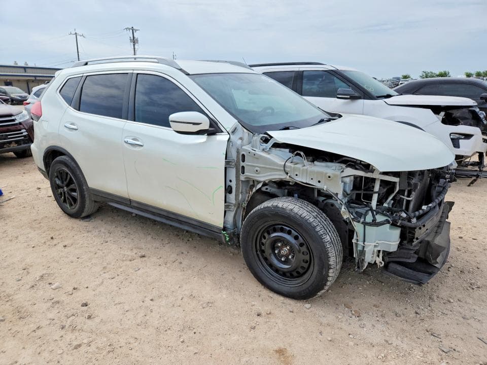 2018 NISSAN ROGUE SV 4