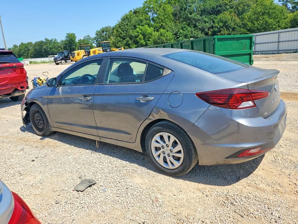 2019 HYUNDAI ELANTRA SE 2