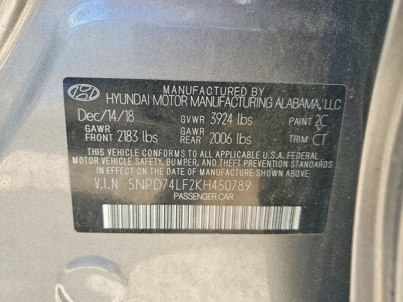 2019 HYUNDAI ELANTRA SE 12