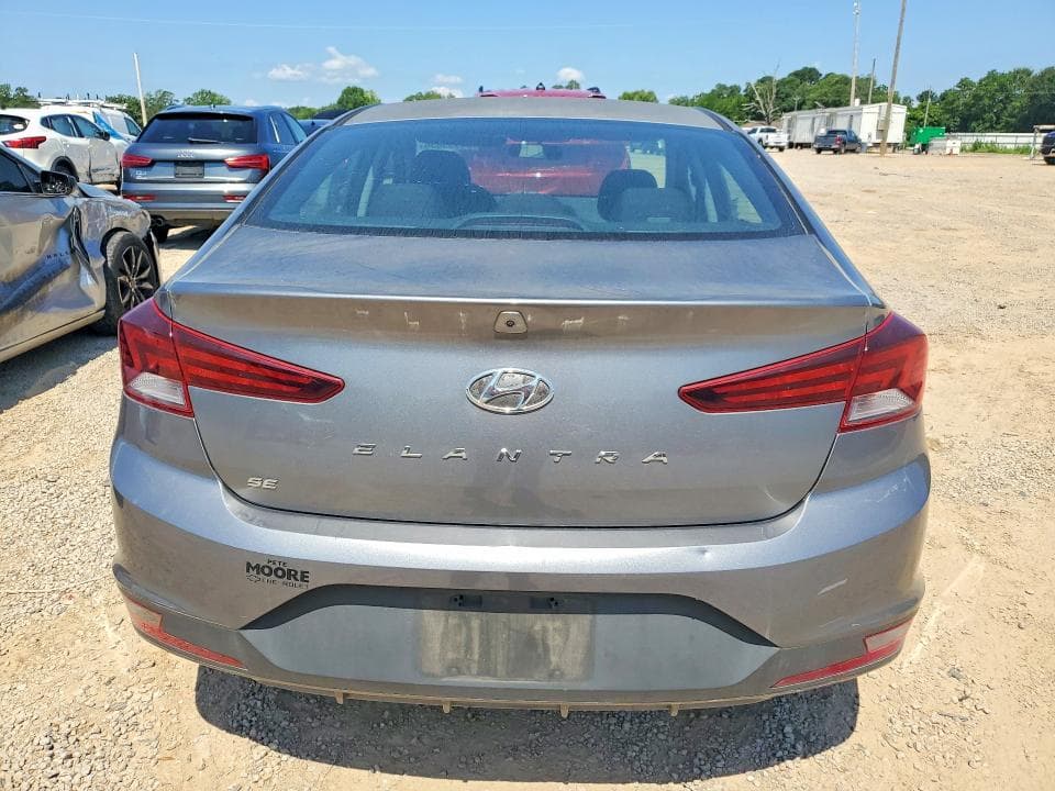 2019 HYUNDAI ELANTRA SE 6