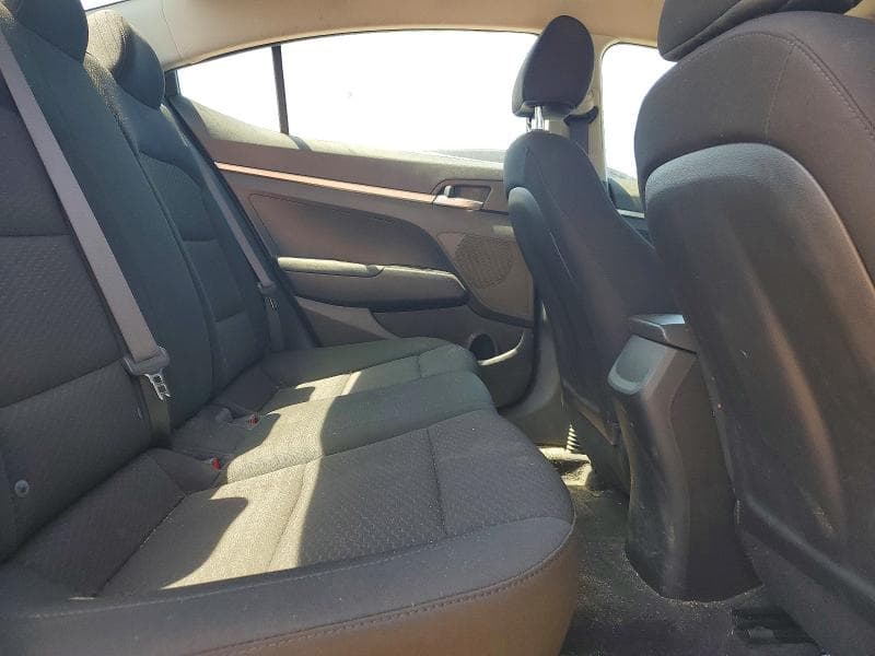 2019 HYUNDAI ELANTRA SE 10