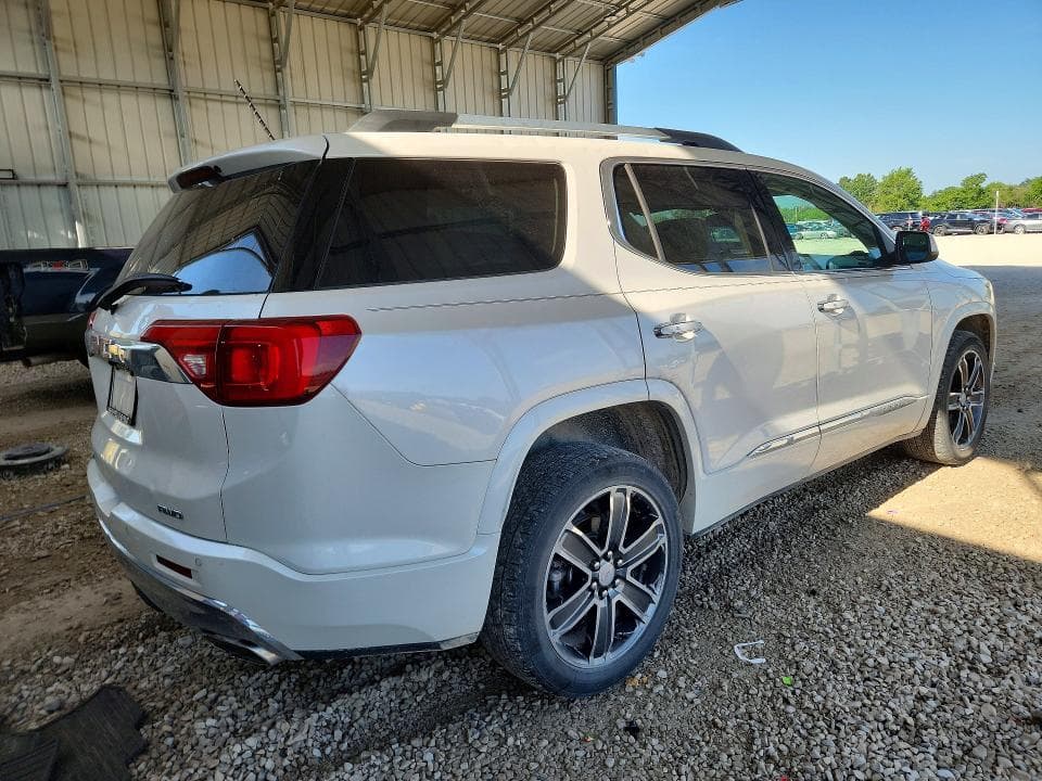 2019 GMC ACADIA DENALI 3