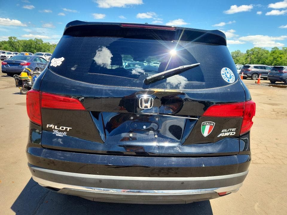 2017 HONDA PILOT ELITE 6