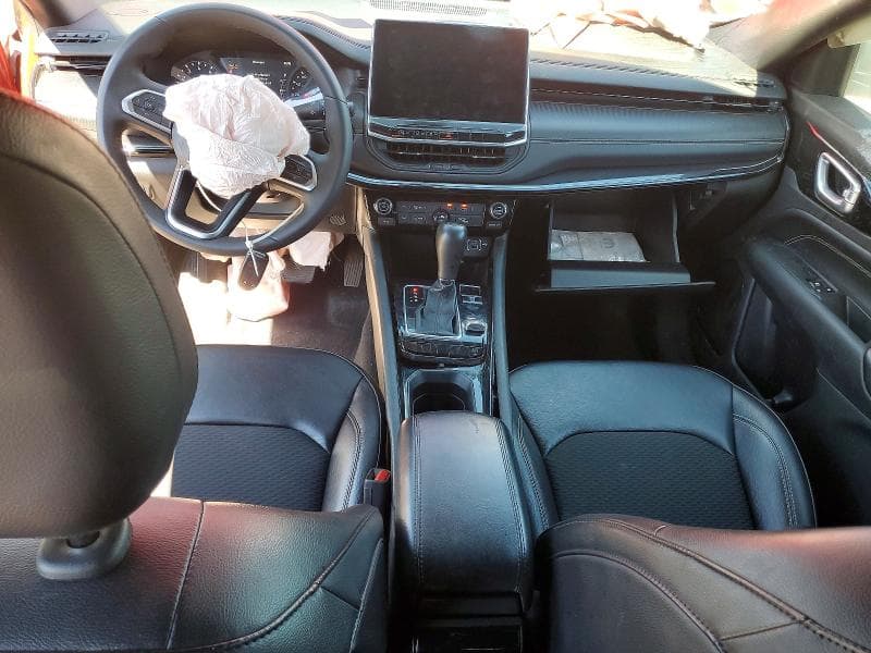 2023 JEEP COMPASS LATITUDE 8
