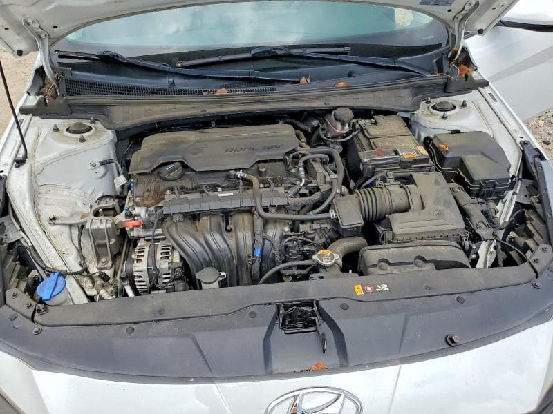 2021 HYUNDAI ELANTRA SE 11