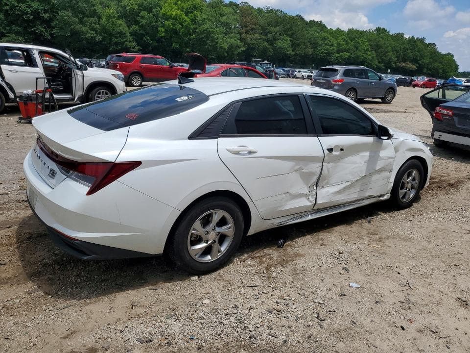 2021 HYUNDAI ELANTRA SE 3