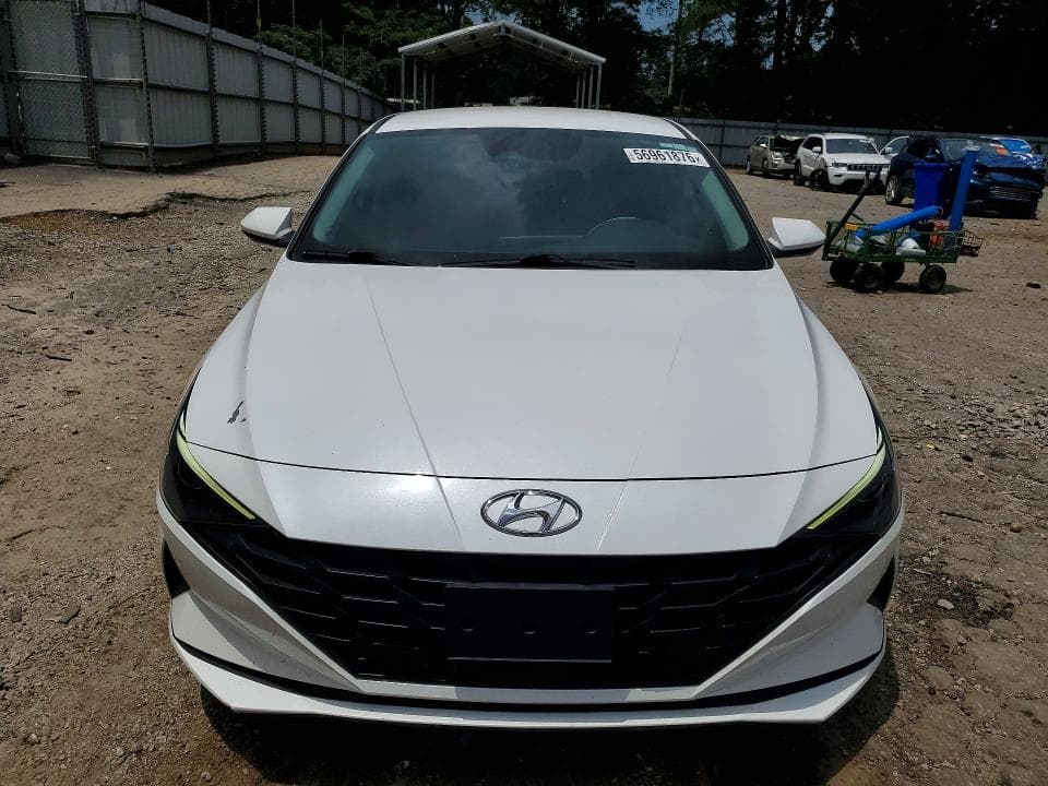 2021 HYUNDAI ELANTRA SE 5