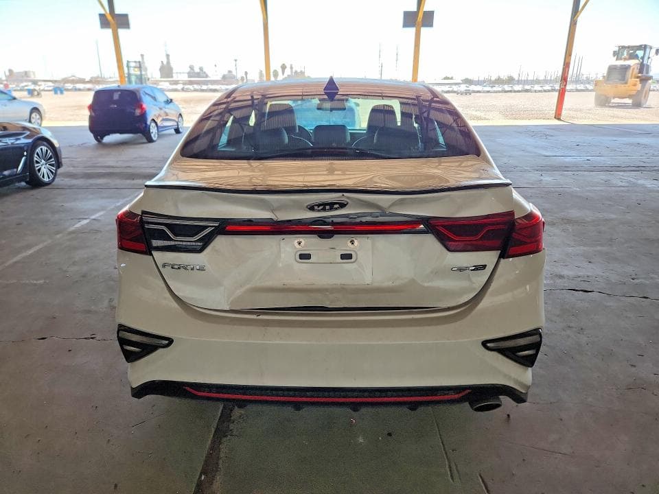 2021 KIA FORTE GT-LINE 6