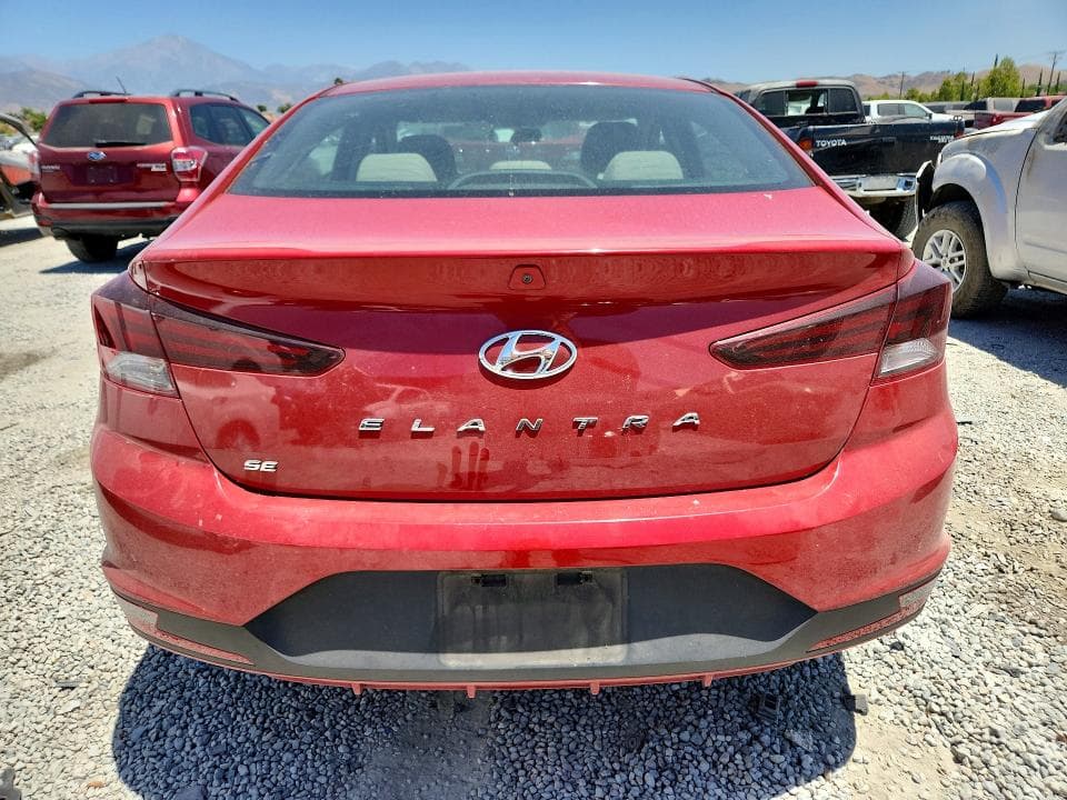 2019 HYUNDAI ELANTRA SE 6