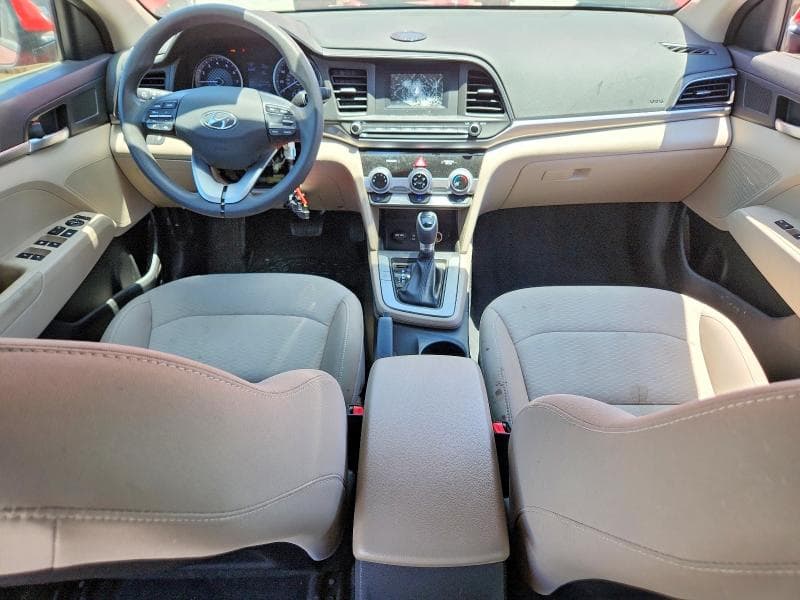 2019 HYUNDAI ELANTRA SE 8