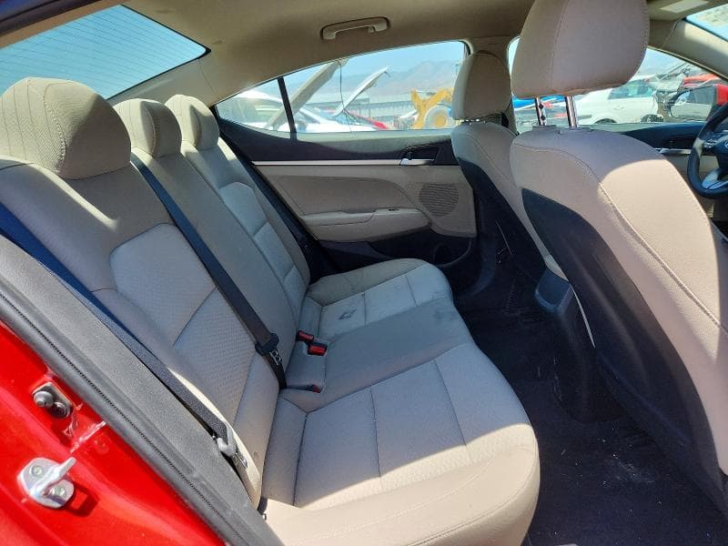 2019 HYUNDAI ELANTRA SE 10