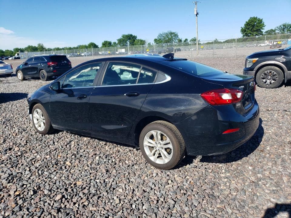 2019 CHEVROLET CRUZE LT 2