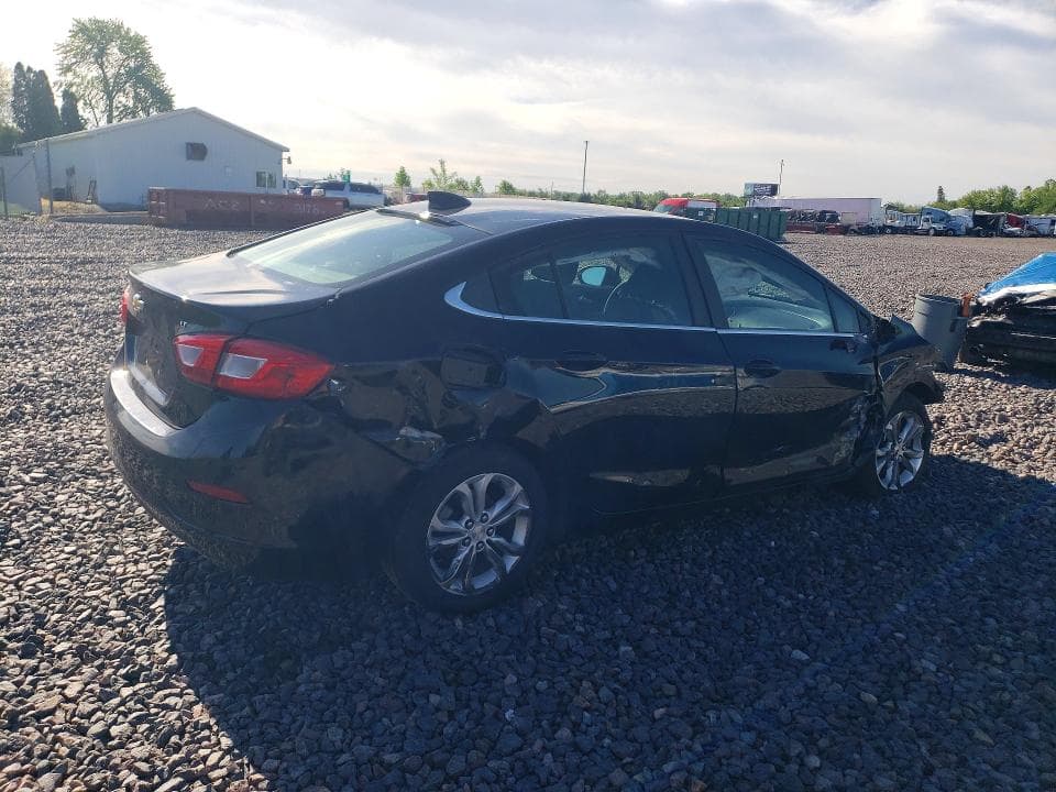 2019 CHEVROLET CRUZE LT 3