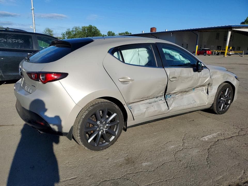 2025 MAZDA 3 PREFERRED 3