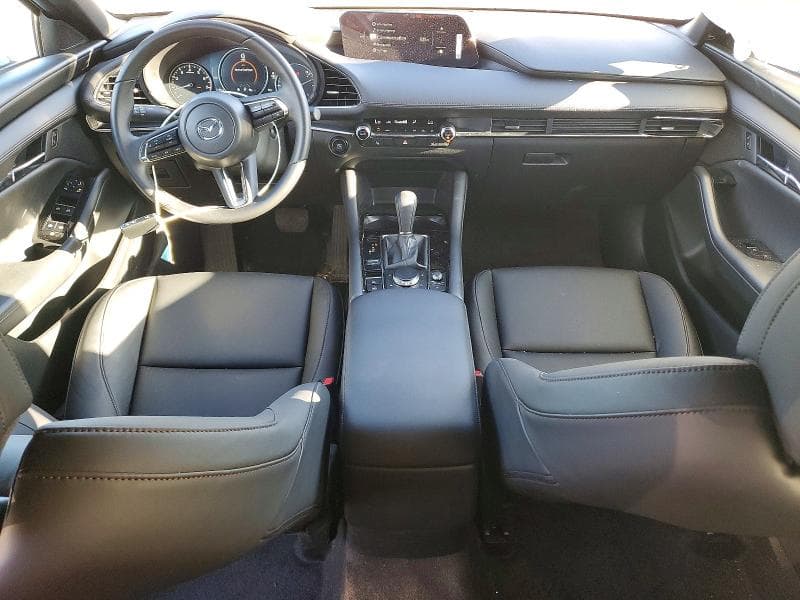 2025 MAZDA 3 PREFERRED 8