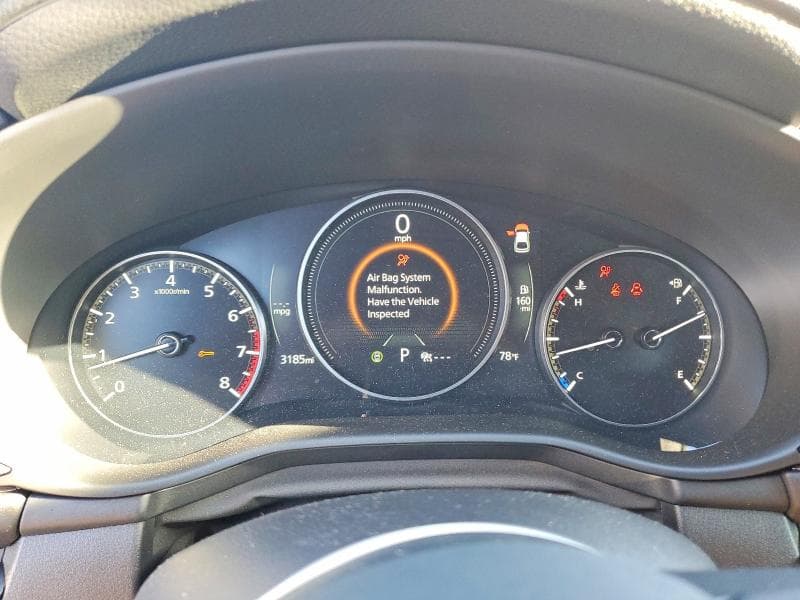 2025 MAZDA 3 PREFERRED 9