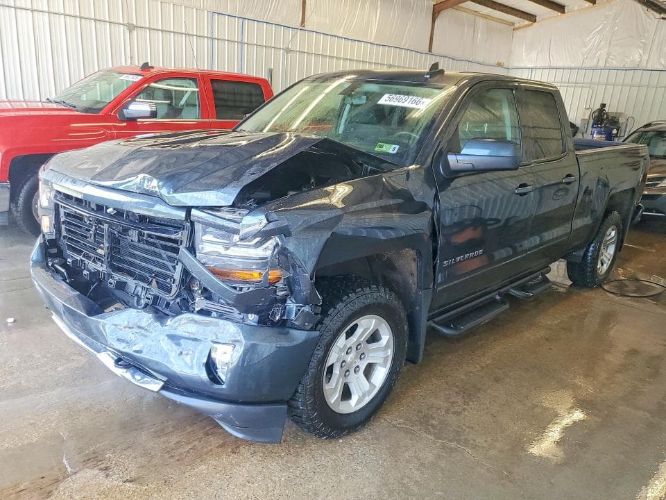 2017 CHEVROLET SILVERADO K1500 LT - 1