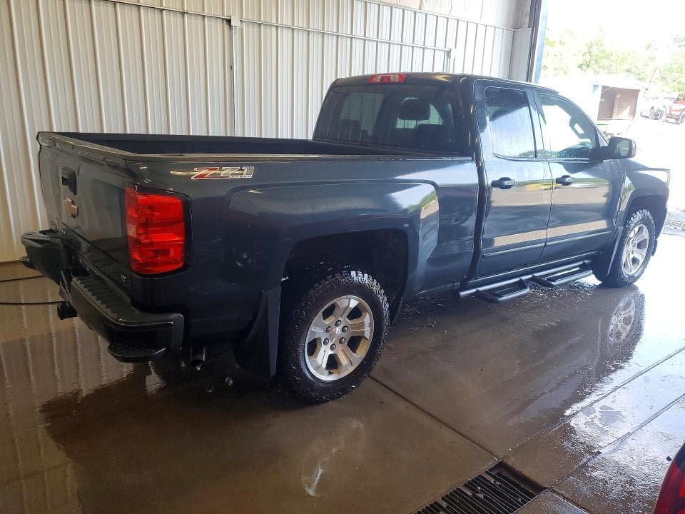 2017 CHEVROLET SILVERADO K1500 LT 3