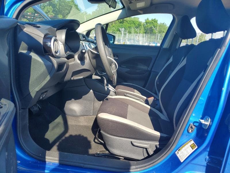 2021 NISSAN VERSA SV 7