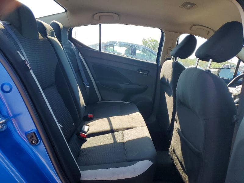 2021 NISSAN VERSA SV 10